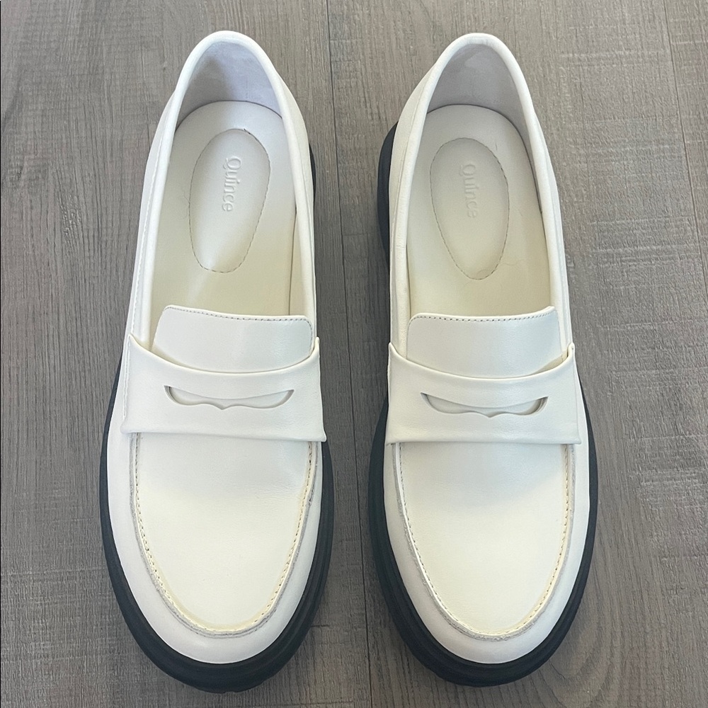 NWOT Quince Italian Leather Lug Sole Loafer in Bone, size 9